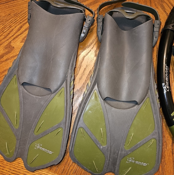 Seavenger Diving Snorkel Set ~ Size S/M - Picture 2 of 7